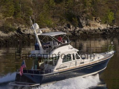 Sabre 48 Flybridge fiche technique et avis
